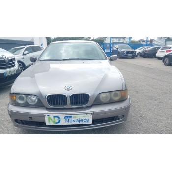 BMW 5 (E39)