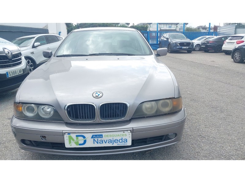 BMW 5 (E39)