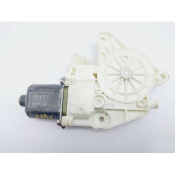 MOTOR ELEVALUNAS DELANTERO IZQUIERDO A2469065100 