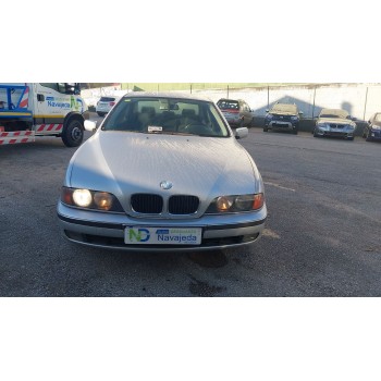 BMW 5 (E39)