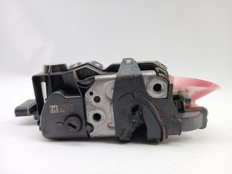 Recambio de cerradura puerta delantera izquierda para citroën c3 iii (sx) 1.2 vti 82 referencia OEM IAM 123981  