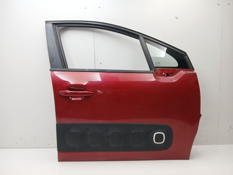 Recambio de puerta delantera derecha para citroën c3 iii (sx) 1.2 vti 82 referencia OEM IAM 9812674180  