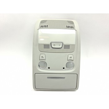 LUZ INTERIOR 8T0947135B 