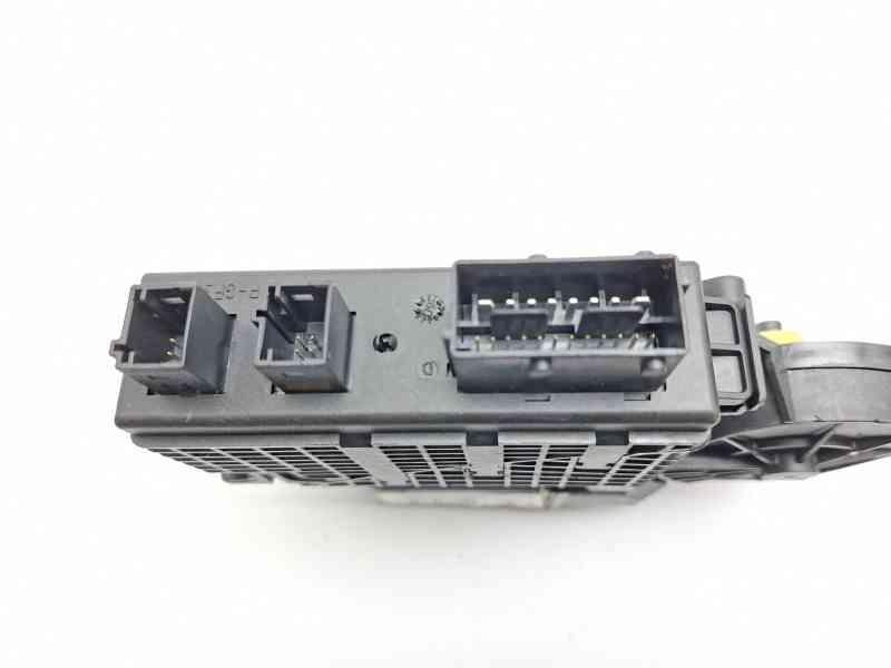 Recambio de motor elevalunas delantero derecho para citroën c4 picasso i monospace (ud_) 1.6 hdi referencia OEM IAM 9682495580  