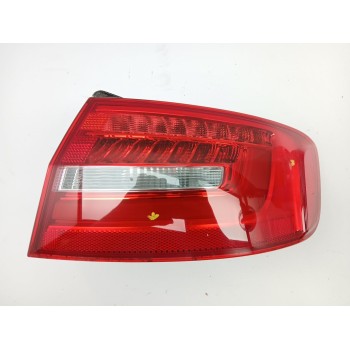 PILOTO TRASERO DERECHO 8K5945096AC 