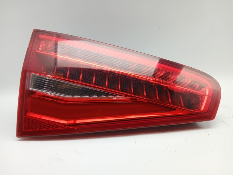 Recambio de piloto trasero izquierdo interior para audi a4 b8 (8k2) 2.0 tdi referencia OEM IAM 8K5945093AC  