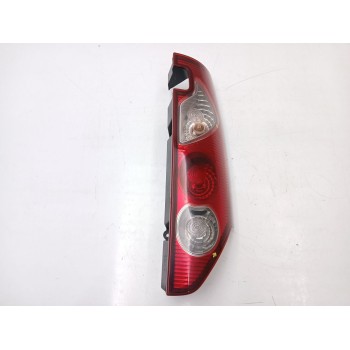 PILOTO TRASERO DERECHO 8200419952 