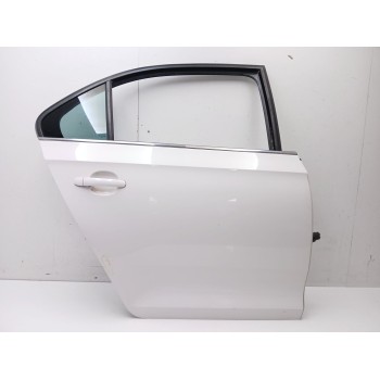 PUERTA TRASERA DERECHA 5JA833312 5JA833052C 