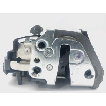 CERRADURA PUERTA TRASERA IZQUIERDA 690600F031 