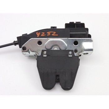 CERRADURA MALETERO / PORTON A2047500185 