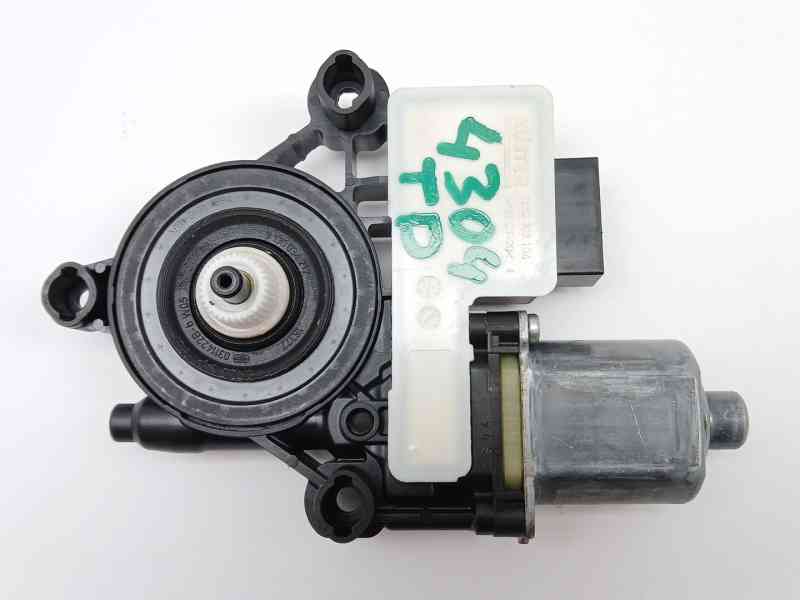 Recambio de motor elevalunas trasero derecho para skoda octavia iii combi (5e5, 5e6) 1.5 tsi g-tec referencia OEM IAM  5Q0959408