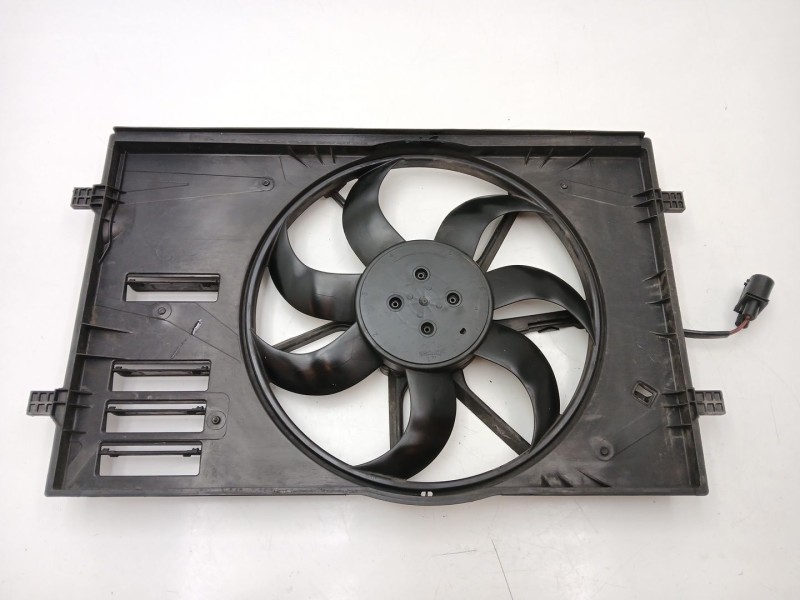 Recambio de electroventilador para skoda octavia iii combi (5e5, 5e6) 1.5 tsi g-tec referencia OEM IAM  5Q0121205BD 