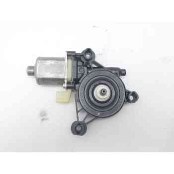 MOTOR ELEVALUNAS TRASERO DERECHO 0130822712 5Q0959802 E850202086A