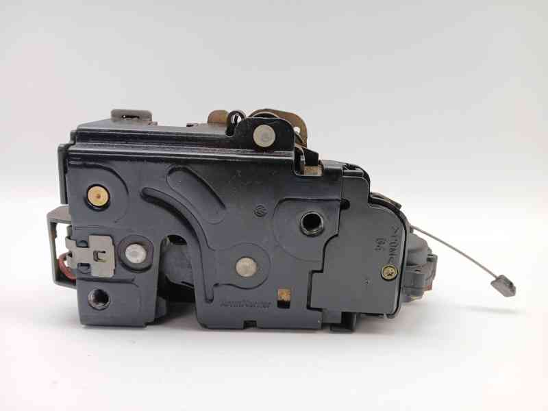 Recambio de cerradura puerta trasera izquierda para volkswagen touareg (7la, 7l6, 7l7) 2.5 r5 tdi referencia OEM IAM  3D4839015 