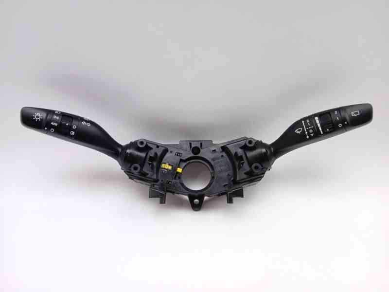 Recambio de mando multifuncion para hyundai i20 iii (bc3, bi3) 1.0 t-gdi referencia OEM IAM  93404Q0850 