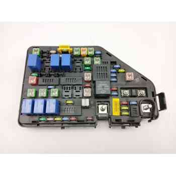 CAJA RELES / FUSIBLES 8297034240 8297034240 