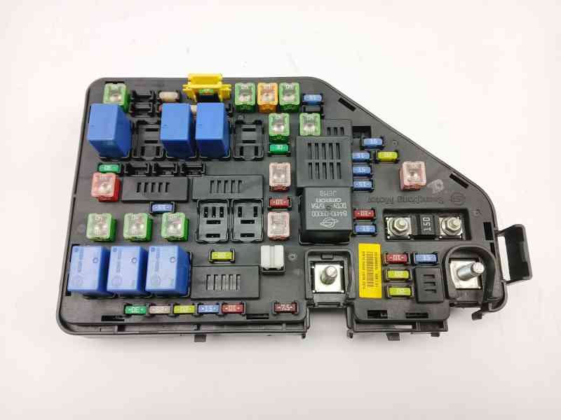 Recambio de caja reles / fusibles para ssangyong korando (ck) 2.0 e-xdi referencia OEM IAM  8297034240 