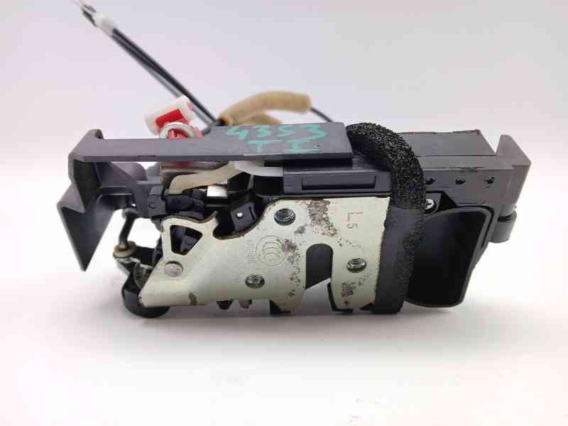 Recambio de cerradura puerta trasera izquierda para ssangyong korando (ck) 2.0 e-xdi referencia OEM IAM  7131034002 