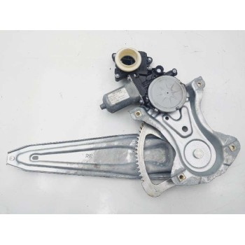 ELEVALUNAS TRASERO DERECHO 698300F041 