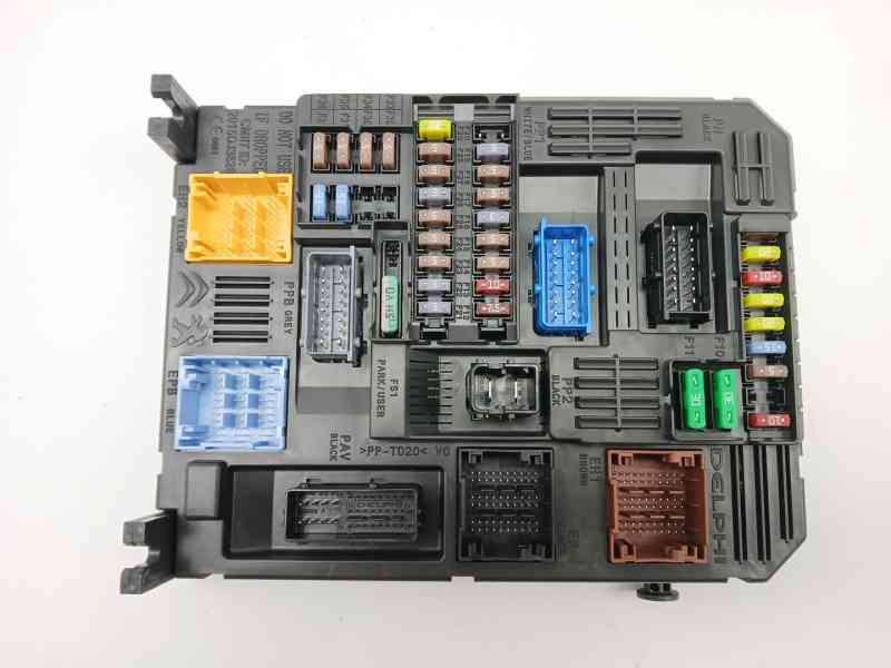 Recambio de caja reles / fusibles para citroën c4 picasso ii 1.6 bluehdi 120 referencia OEM IAM  9819851480 