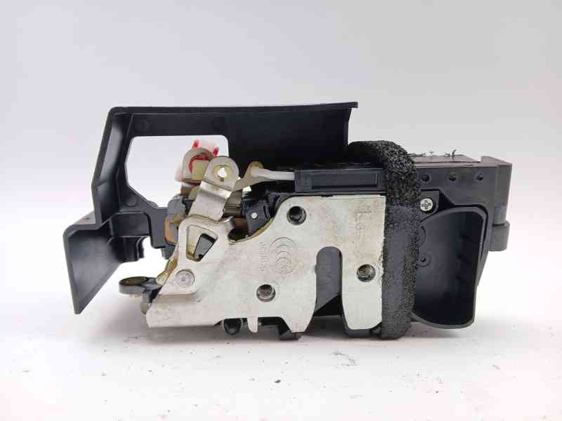 Recambio de cerradura puerta delantera izquierda para ssangyong korando (ck) 2.2 xdi referencia OEM IAM  7121034021 