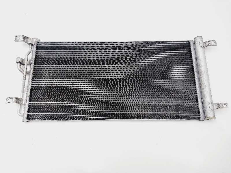 Recambio de condensador / radiador aire acondicionado para chevrolet captiva 2.2 vcdi lt 2wd referencia OEM IAM 20874703  