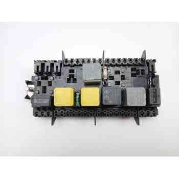 CAJA RELES / FUSIBLES A2469067100 A2469067100 