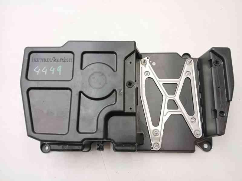 Recambio de altavoz para mercedes-benz cla shooting brake (x117) cla 220 cdi / d (117.903) referencia OEM IAM  A2468200002 