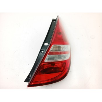 PILOTO TRASERO DERECHO 924022R0 