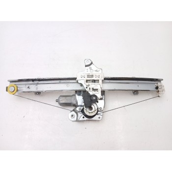 ELEVALUNAS DELANTERO IZQUIERDO 807305FA1A 