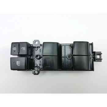 MANDO ELEVALUNAS DELANTERO IZQUIERDO 840400D020 