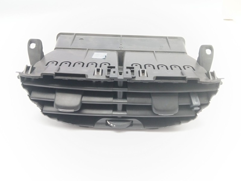 Recambio de rejilla aireadora para peugeot 208 i (ca_, cc_) 1.2 vti 82 referencia OEM IAM 9672848677  