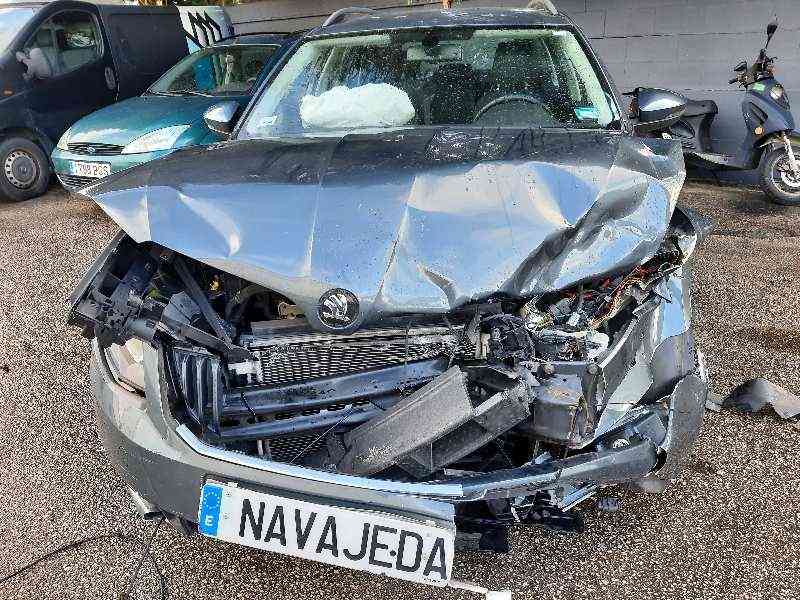 SKODA OCTAVIA COMBI (5E5)