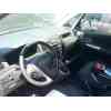 toyota corolla verso (e12) del año 2001