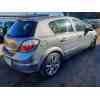 opel astra h berlina del año 2004