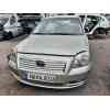 toyota avensis berlina (t25) del año 2003