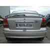 opel astra g berlina del año 2000