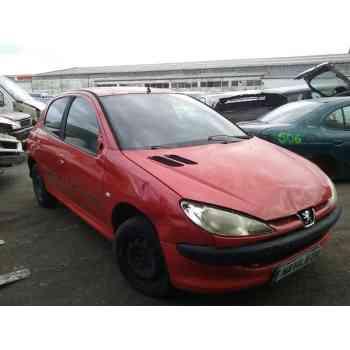 PEUGEOT 206 BERLINA