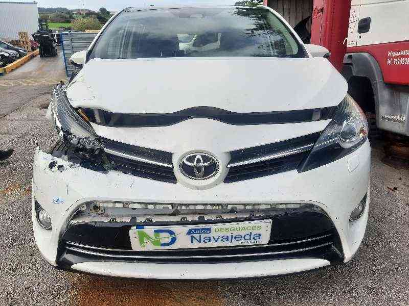 TOYOTA VERSO