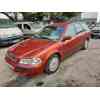 volvo v40 familiar del año 2001