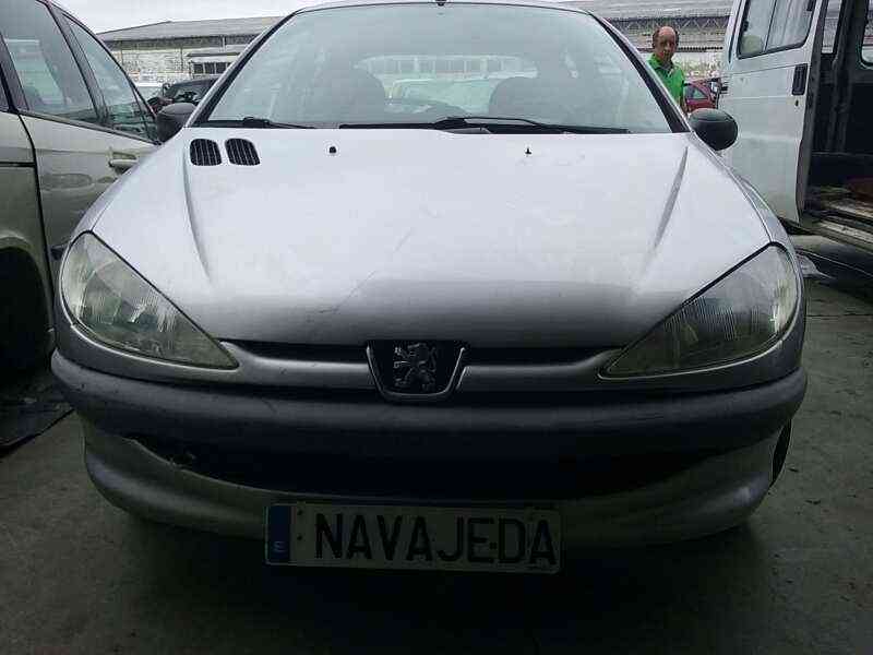 PEUGEOT 206 BERLINA
