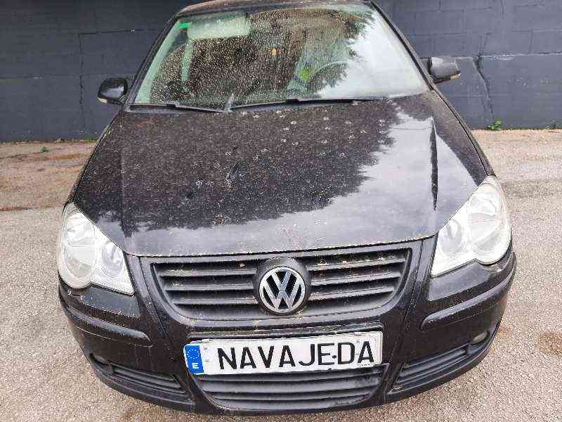 VOLKSWAGEN POLO (9N3)