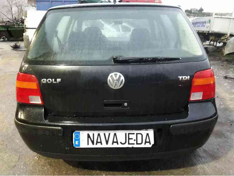 VOLKSWAGEN GOLF IV BERLINA (1J1)