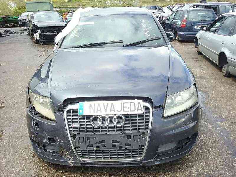 AUDI A6 BERLINA (4F2)