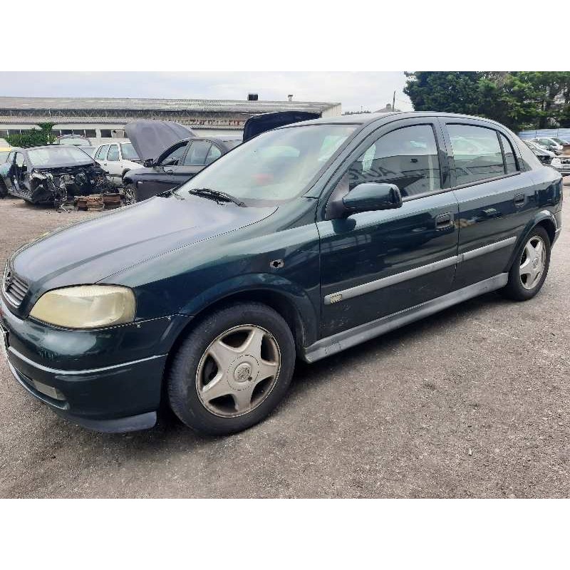 opel astra g berlina del año 1999