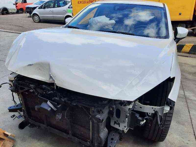 MAZDA 3 LIM. ()