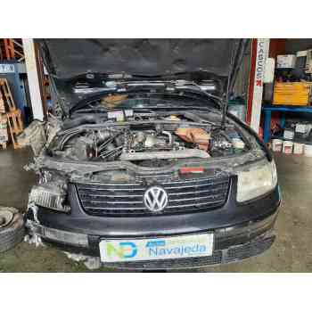 VOLKSWAGEN PASSAT BERLINA (3B2)
