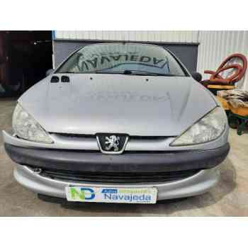 PEUGEOT 206 BERLINA