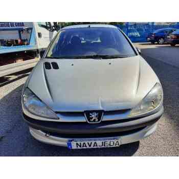 PEUGEOT 206 BERLINA