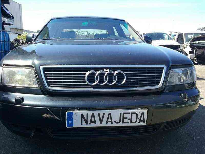 AUDI A8 (D2)